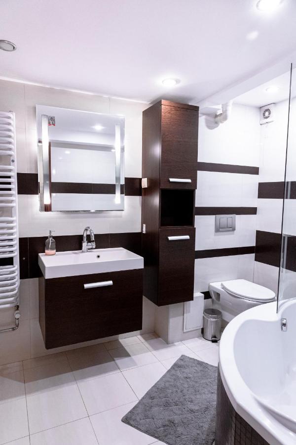 Clicktheflat Piekna Center Apart Rooms 华沙 外观 照片
